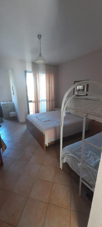Villa Madani Durrës Eksteriør bilde